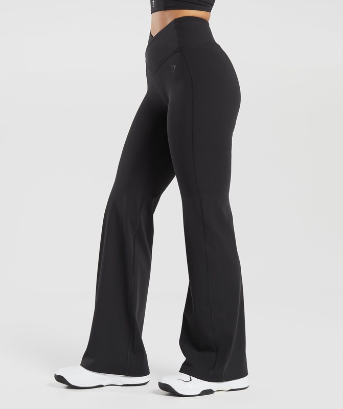 Gymshark Crossover Regular Flared Leggings Leggings Dames Zwart | YHLC65372